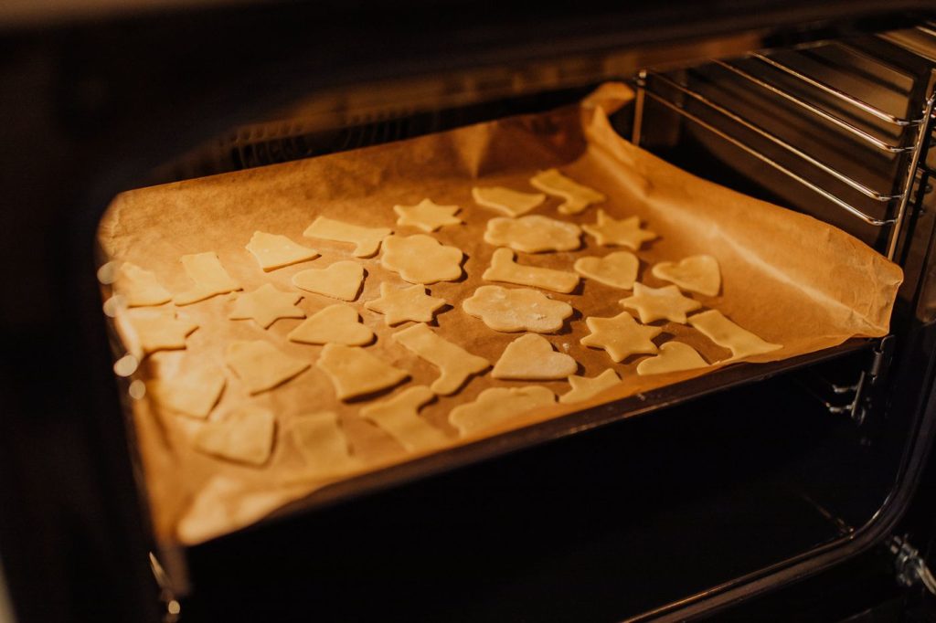 Homemade Dog Treats: Easy Healthy Recipes